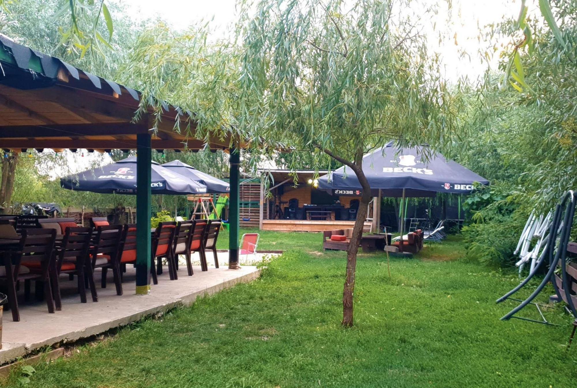 Hotel Restaurant Plutitor Delta Ways Nufaru Bagian luar foto